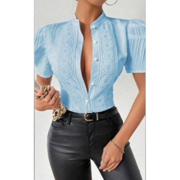 Beautiful Lace Patchwork Button Front Short Sleeve Shirt - Picture 2 of 4